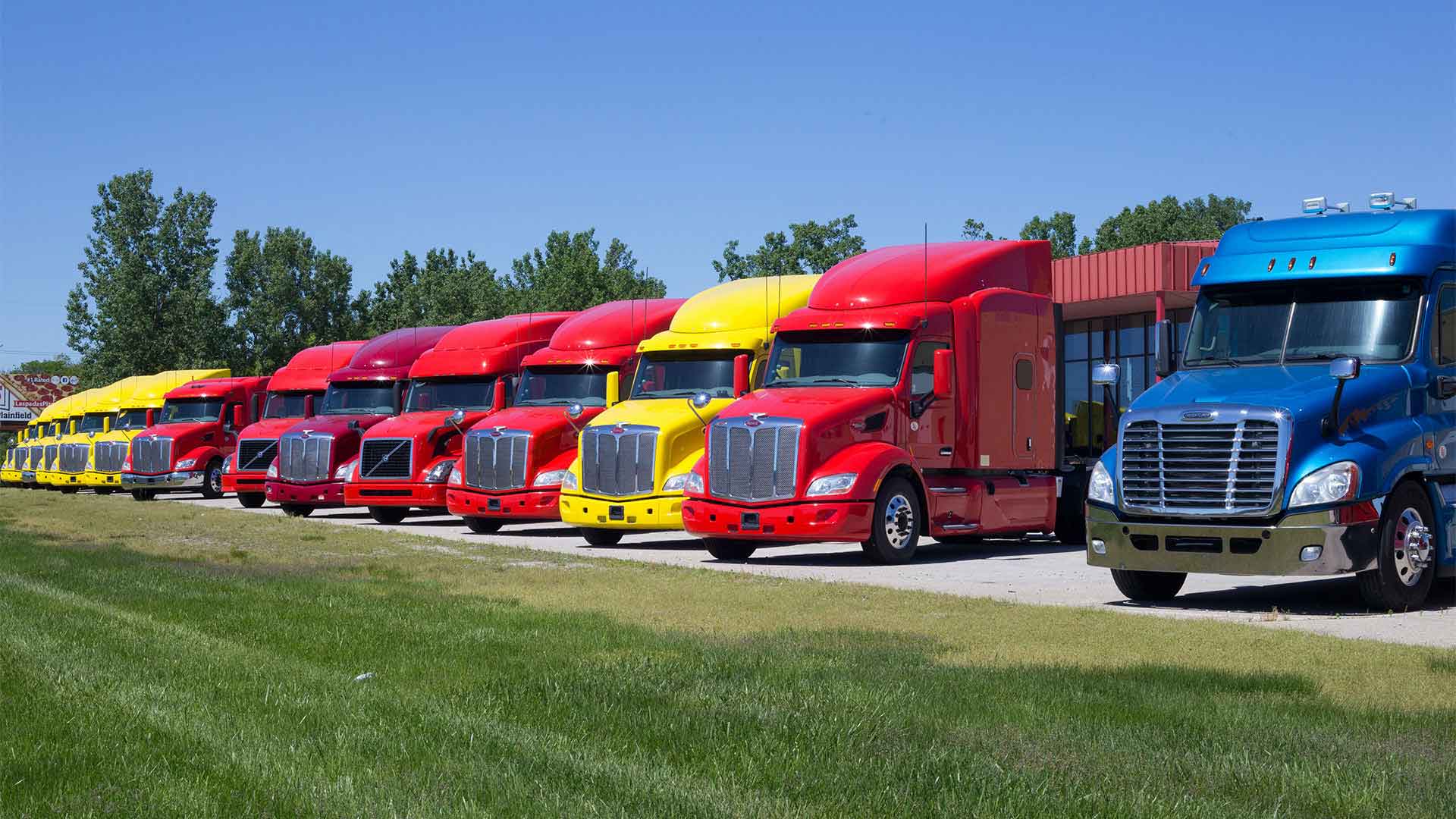 Camion de transport de fret routier et conteneurs complets Linotrans
